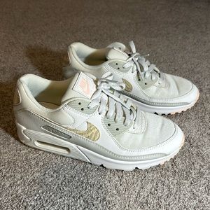 NIKE Air Max 90 SE (white safari) Women’s size 9.5